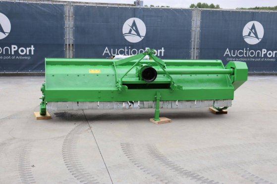 AVR Flail Mower with PTO Renewed AVR 2