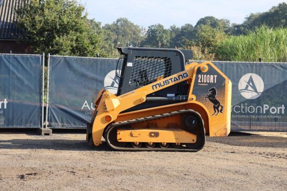 Skid steer loader Mustang 2100RT Turbo Diesel 53kW 2012 Mustang 2100RT Turbo 2012 2
