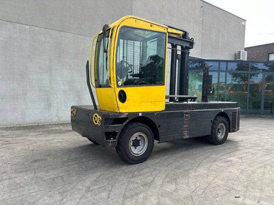 Lancer LQ 50 Diesel Side Loader Lancer LQ 50 2 Side loaders