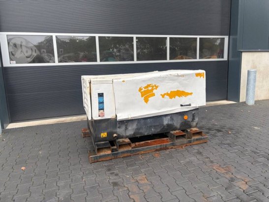 Compressor Atlas Copco/Gianesi Edilio 02364/1 Diesel 33.2kW 16.7L 2001 02364/1 2001 2 Compressors
