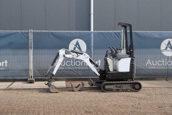 Mini excavator Bobcat E10*AAEM Diesel 7.5kW 2016 E10*AAEM 2016 2