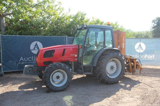 Tractor Valpadana Victor 75 75hp Diesel 2002 with Flail Mower (Margin) Valpadana Victor 75 2003 2