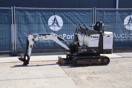 Mini excavator Bobcat E10 Electric + Diesel 7.5kW 2015 E10 2015 2 image 16
