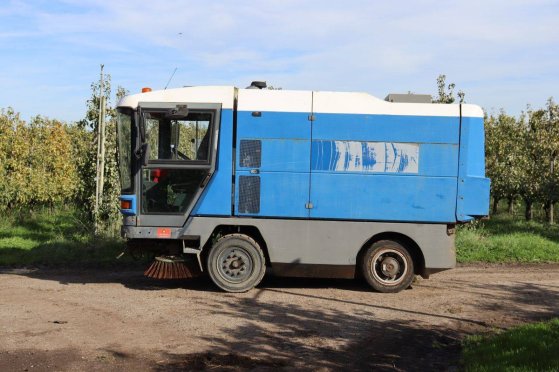 Sweeper Ravo 530 ST Diesel 150hp 2004 Ravo 530 ST 2004 2 image 16