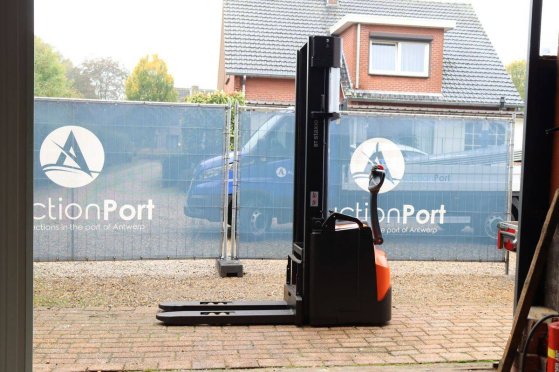 Toyota SWE200 Electric Stacker 2000kg 3.5m 2019 SWE200 2019 2