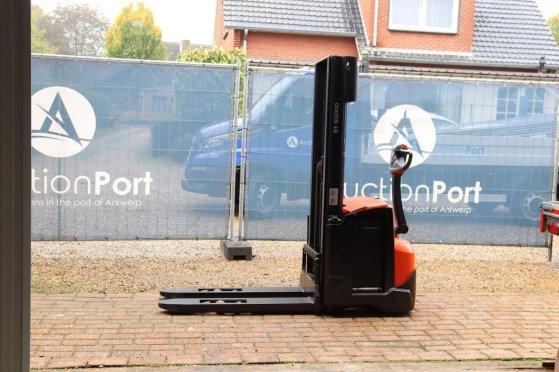 Stacker Toyota SWE120L Electric 1200kg 2.9m 2019 SWE120L 2019 2