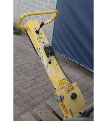 Vibratory Plate Dynapac LG 200 Diesel 2009 LG 200 2009 2 image 10