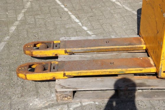 Heavy machinery product image - Image 10 of 15