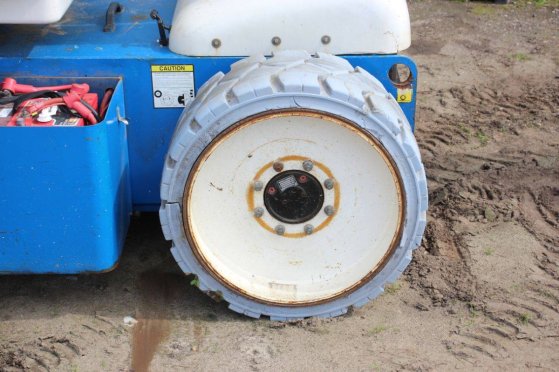 Nifty HR15 NDE Articulated Boom Lift Electric+Diesel 15.5m 2011 Nifty HR15 NDE 2011 2 image 10