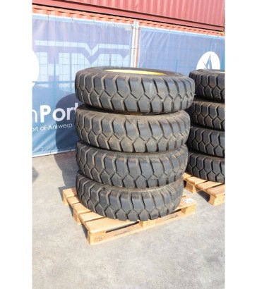 Batch of Nokian 11.00-20 tires with rims, 8 pieces Kia 2 Flatbed open trailers image 10