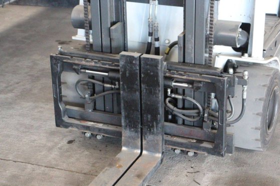Forklift Unicarriers AG1N1L18Q Electric 1800kg 3.3m 2015 UniCarriers AG1N1L18Q 2015 2 Forklift image 10