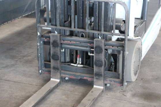 Forklift Unicarriers AG1N1L18Q Electric 1450kg 4.75m 2016 UniCarriers AG1N1L18Q 2016 2 Forklift image 10