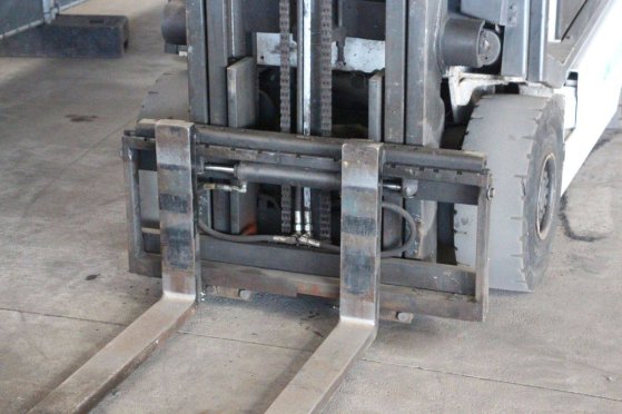 Forklift Unicarriers G1Q2L25Q Electric 2500kg 3.3m 2015 UniCarriers G1Q2L25Q 2015 2 Forklift image 10