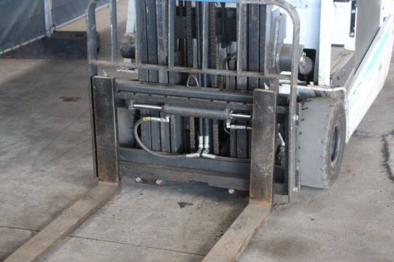 Forklift Unicarriers AG1N1L16Q Electric 1150kg 6m 2014 UniCarriers AG1N1L16Q 2014 2 Forklift image 10