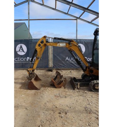 Mini excavator Caterpillar 301.7D Diesel 14kW 2017 301.7D 2017 2 image 10