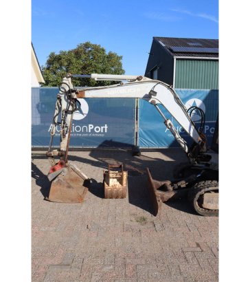 Rupsgraafmachine Takeuchi TB025 Diesel 26pk TB025 2 Crawler Excavators image 10