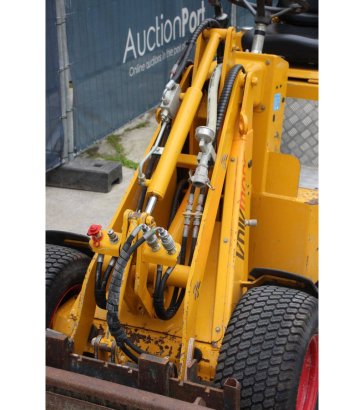 Articulated loader Gebr Knikmops 90 Diesel 19kW 2013 Gebr Knikmops 90 2013 2 Wheel Loaders image 10