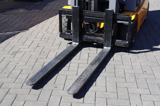 Forklift Jungheinrich EFG 316k Electric 1600kg 2025 DEMO EFG 316k 2025 2 Forklift image 10