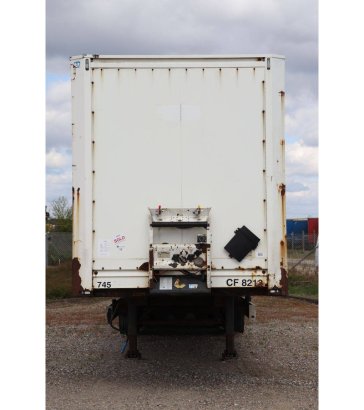Closed Semi-Trailer Krone SD 41000kg 2010 9357 2010 2 Box semi-trailers image 10