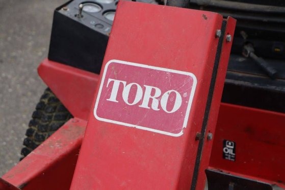 Toro Groundsmaster 220-D Diesel Ride-on Mower Toro Groundsmaster 220-D 2 image 10