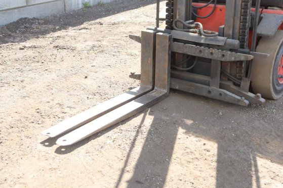 Linde H20D Diesel Forklift 2000kg 1990 H20D 1990 2 Rough Terrain Forklift image 25