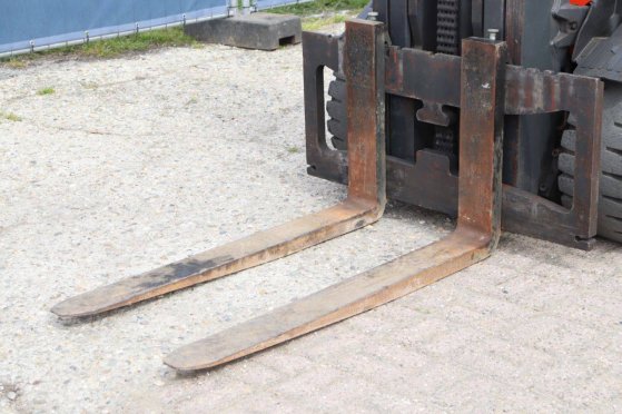 Linde E30-03-600 Electric Forklift 3000kg 5.0m 2005 E30-03-600 2005 2 Forklift image 10