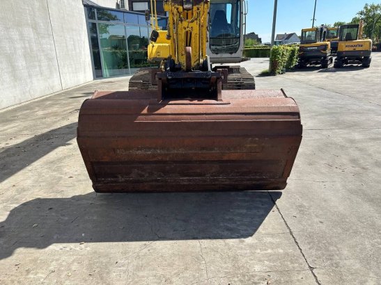 Crawler excavator Kobelco SK210LC-6 Diesel 2000 SK210LC-6 2000 2 Crawler Excavators image 10