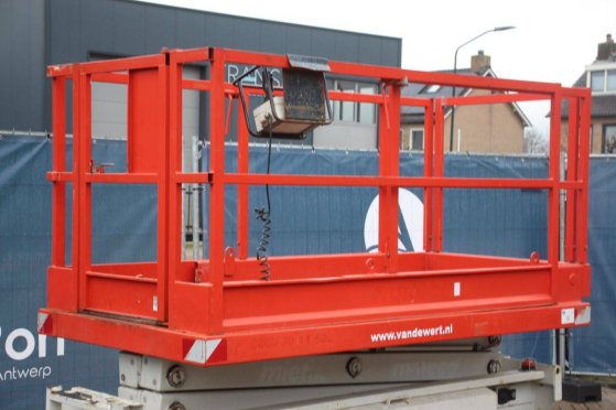 Scissor lift Holland Lift MONOSTAR V-SAEL14 Electric 8.4m 2015 Holland lift MONOSTAR V-SAEL14 2015 2 Scissor Lifts image 10