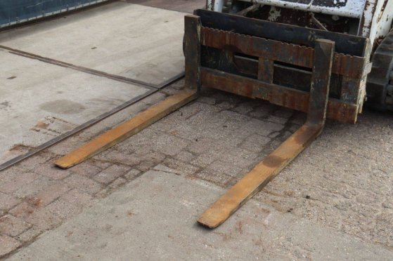Skid steer loader Bobcat T190 Diesel 2011 T190 2011 2 image 10