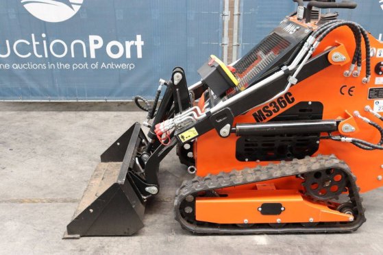 Skid Steer Loader 36C Petrol 2025 New Skid Steer 36C 2025 1 image 10