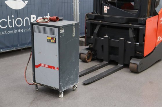Linde R16X-03 Electric Reach Truck 1600kg 10m 2017 R16X-03 2017 2 image 10