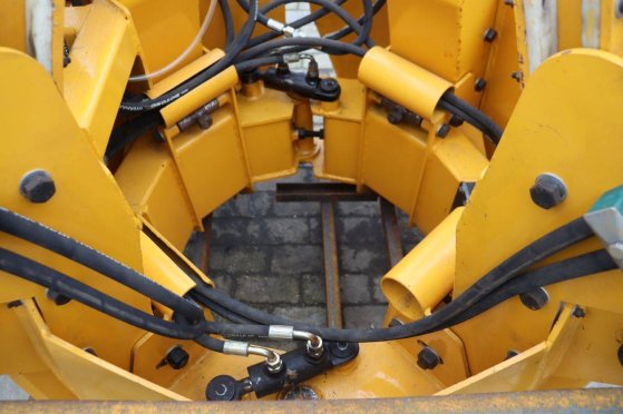 Hydraulic Tree Transplanters Onbekend 2 image 10