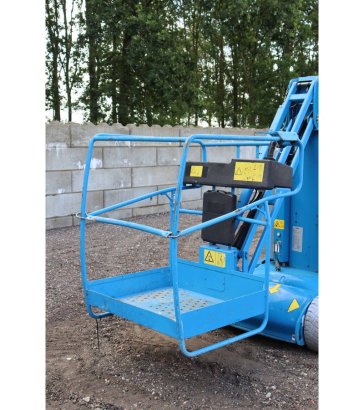 Genie GR26J Electric Mast Lift 200kg 9.9m 2015 GR26J 2015 2 image 10