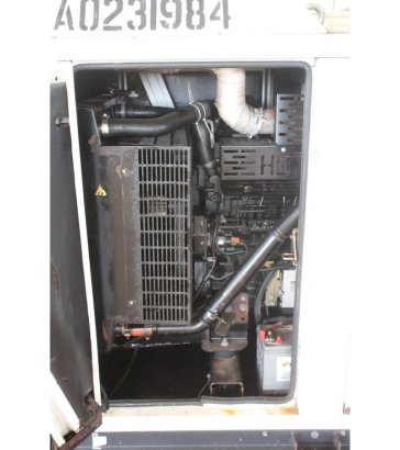 Generator SDMO R90C3 Diesel 80kVA 2011 SDMO R90C3 2011 2 Generators image 10