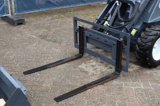 Shandong Skid Steer Loader / CMH CMH28-7 Petrol 25hp 2024 New Shandong CMH28-7 2024 1 image 10