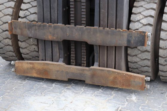 Mitsubishi Diesel Forklift 2 Forklift image 10