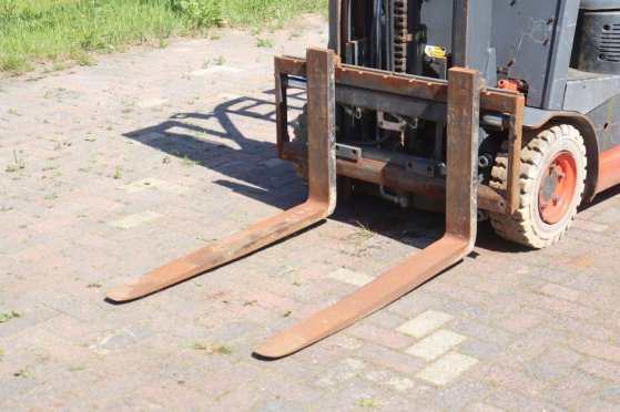 Linde E16 Electric Forklift 1600kg E16 2 Forklift image 24
