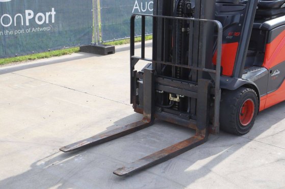 Linde E18PH-02 Electric Forklift 1800kg 4.2m 2018 E18PH-02 2018 2 Forklift image 10