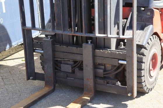 Linde E25/600-02 Electric Forklift 2500kg 7m 2003 E25/600-02 2003 2 Forklift image 10