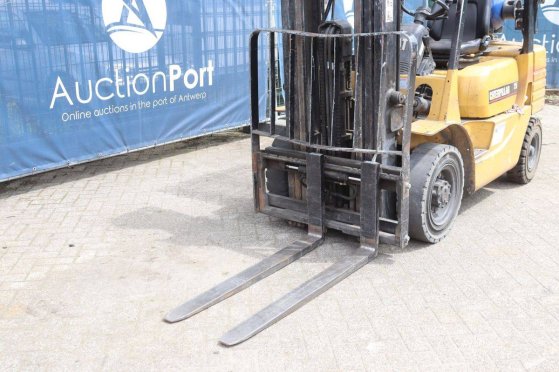 Heftruck Caterpillar GP25 LPG 2500kg 1997 GP25 1997 2 Forklift image 55