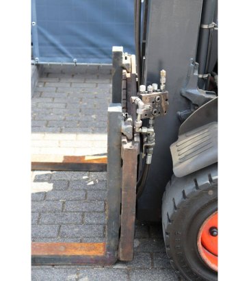 Linde E30-02 Electric Forklift 3000kg 2003 E30-02 2003 2 Forklift image 10