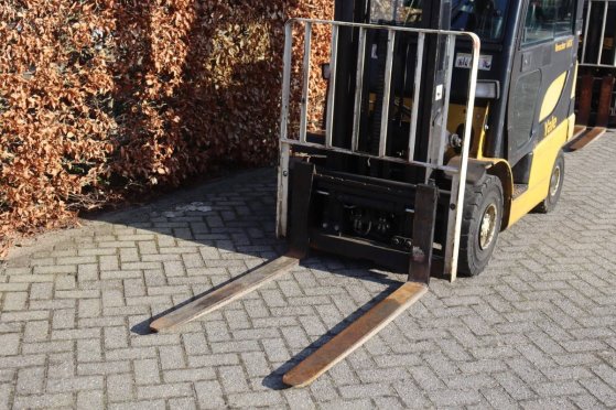 Forklift Yale GLP16VX LPG 1600kg 3.21m 2014 GLP16VX 2014 2 Forklift image 10