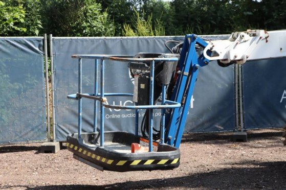 Articulating boom lift Niftylift HR21D 4x4 Diesel 20.8m 2010 Niftylift HR21D 4x4 2010 2 image 10