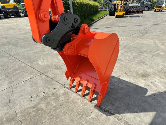 Midi excavator Kubota KX155-5 Diesel 2018 KX155-5 2018 2 Crawler Excavators image 10