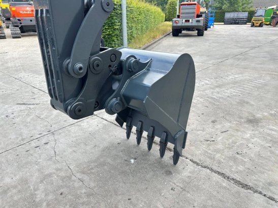 Midi excavator Volvo EC60C Diesel 2010 EC60C 2010 2 Crawler Excavators image 10