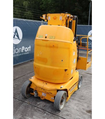JLG Toucan 10E Electric Mast Lift 10.1m 2015 Toucan 10E 2015 2 image 10