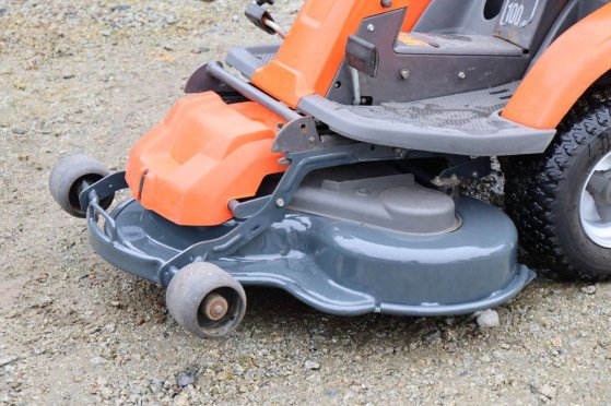 Zitmaaier Husqvarna R216 AWD Benzine 12.8kW 2016 R216 AWD 2016 2 image 25
