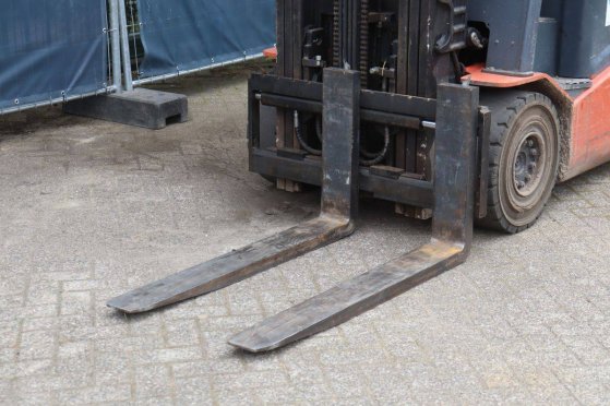Toyota 8FBMKT25 Electric Forklift 2500kg 4.7m 2016 9998 2016 2 Forklift image 55