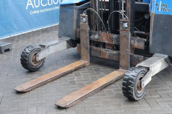 Side loader Moffet RE4-35-1350-1000 Diesel 2000kg 3.2m 2008 Moffet RE4-35-1350-1000 2009 2 Side loaders image 10