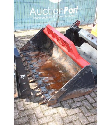 Bobcat T590 Diesel Skid Steer Loader 50.8kW 2020 With Various Attachments T590 2020 2 image 10